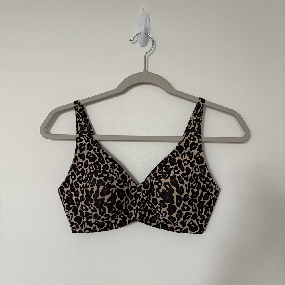 Knix Revolution V-Neck Bra Size Medium Black Animal Print Wireless Seamless